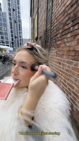 S()fia Braga, Still aus: Platform Workshippers, 2023–2025.